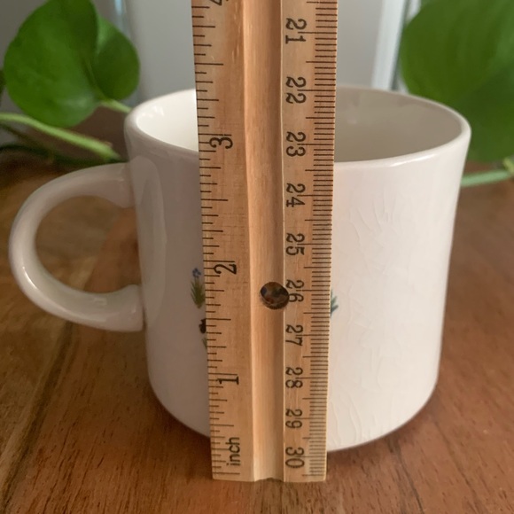 Vintage Arklow Pottery of Ireland Mug Nursery Rhyme Mary Had Little Lamb - Picture 6 of 7